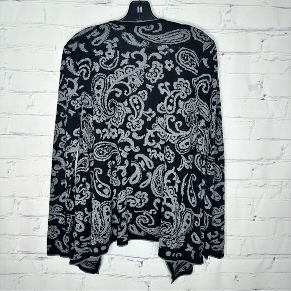 Valerie Stevens small gray sweater - Picture 3 of 5